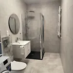 Mila Z Garazem I Prywatnym Tarasem, Klimatyzacja, Self Check In Apartman *