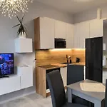 Mila Z Garazem I Prywatnym Tarasem, Klimatyzacja, Self Check In Apartment
