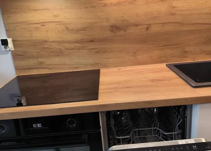 Komfortowa Mila Z Garazem I Tarasem, Klimatyzacja, Self Check In Lägenhet Rzeszów